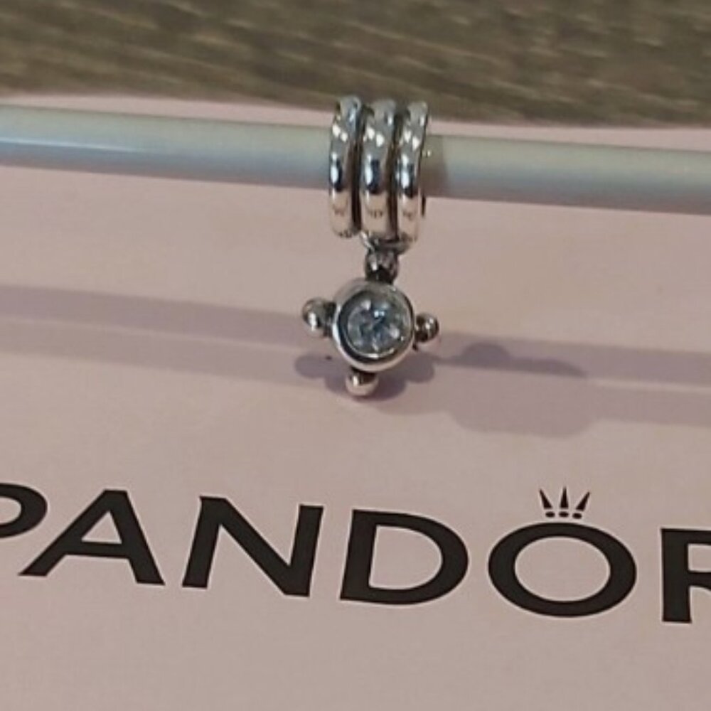 Authentic PANDORA *RETIRED* Sterling Silver Compass Dangle w/clear cz 790235CZ